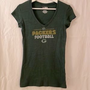 ✨NFL - Women’s Green Bay Packer Short-sleeve T-shirt - Size M